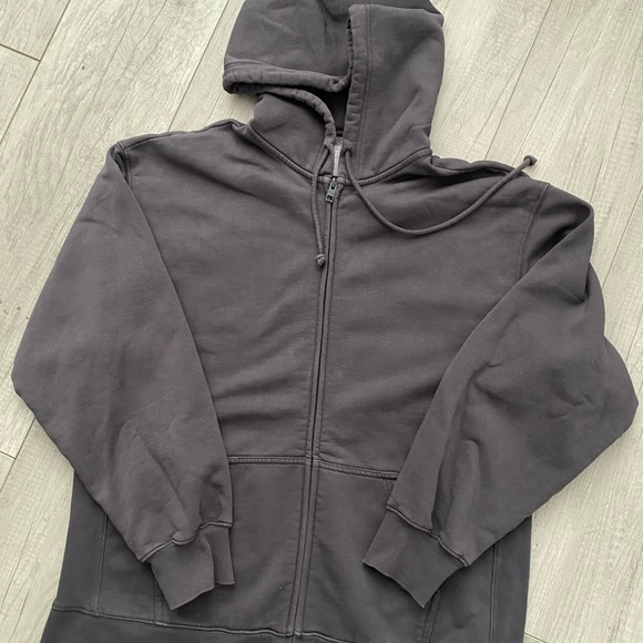 Aritzia TNA Cozy AF Boyfriend Zip Up Hoodie - Picture 3 of 12